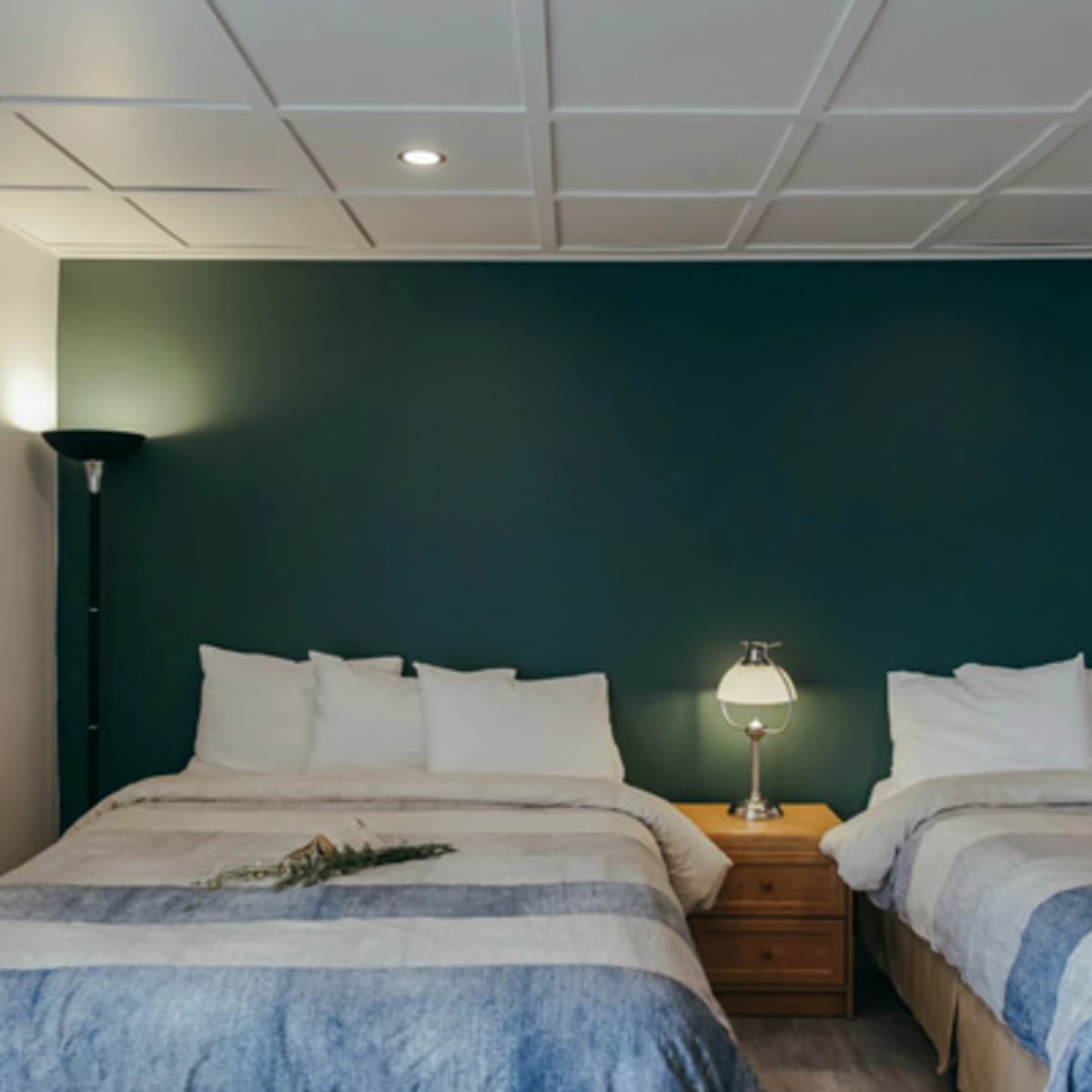 motel_des_cascades_2002_1_h