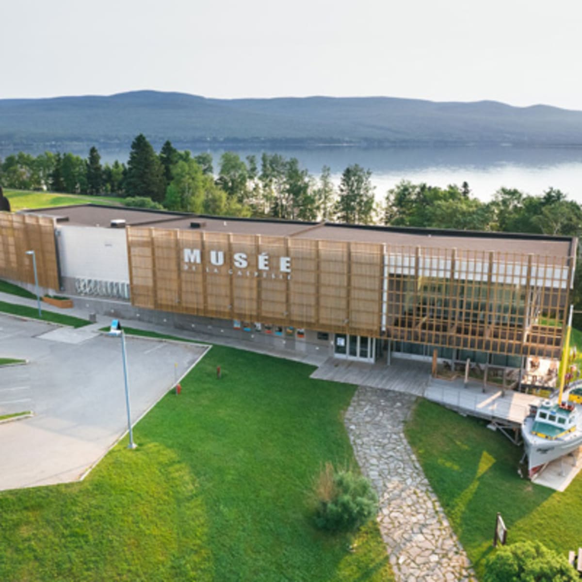 musee_de_la_gaspesie_et_monument_a_jacques_cartier_1