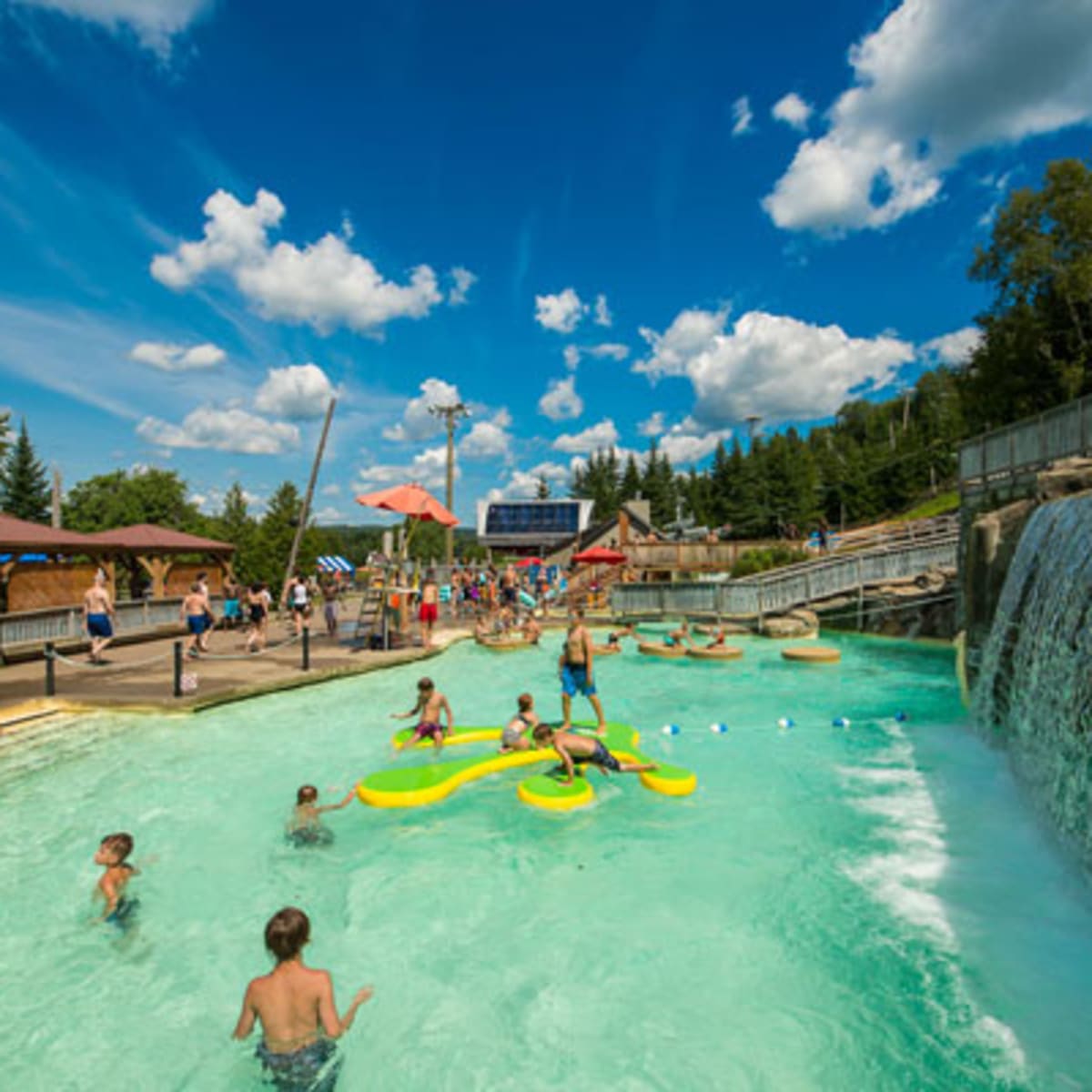 parc_aquatique_sommet_saint_sauveur_6