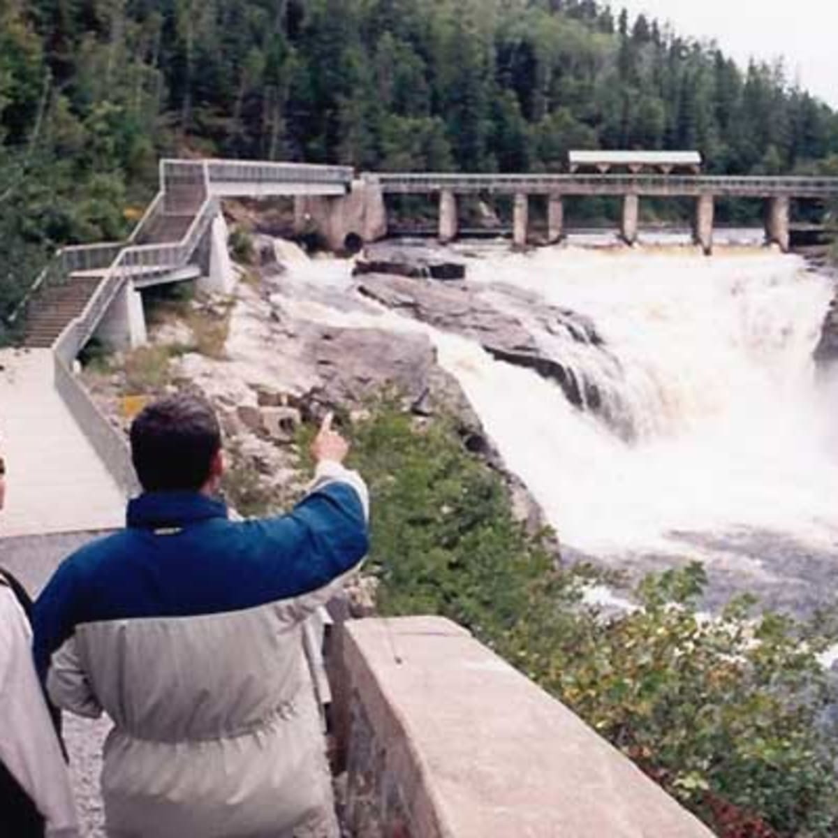 parc_de_la_caverne_du_trou_de_la_fee_2