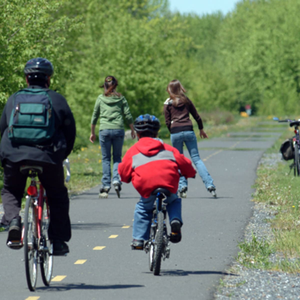 piste_cyclable__la_route_des_champs_8