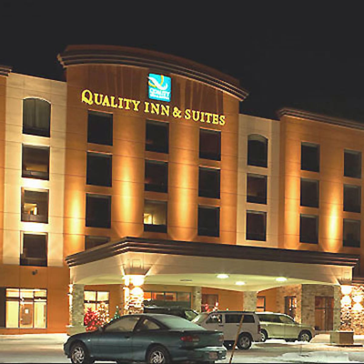 quality_inn__suites_levis_1_h