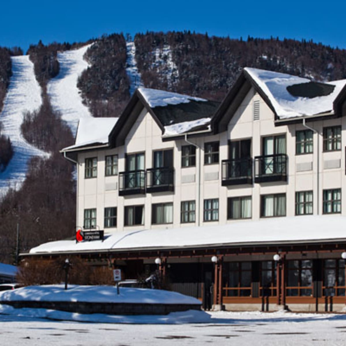 station_touristique_stoneham___centre_de_ski_10_h