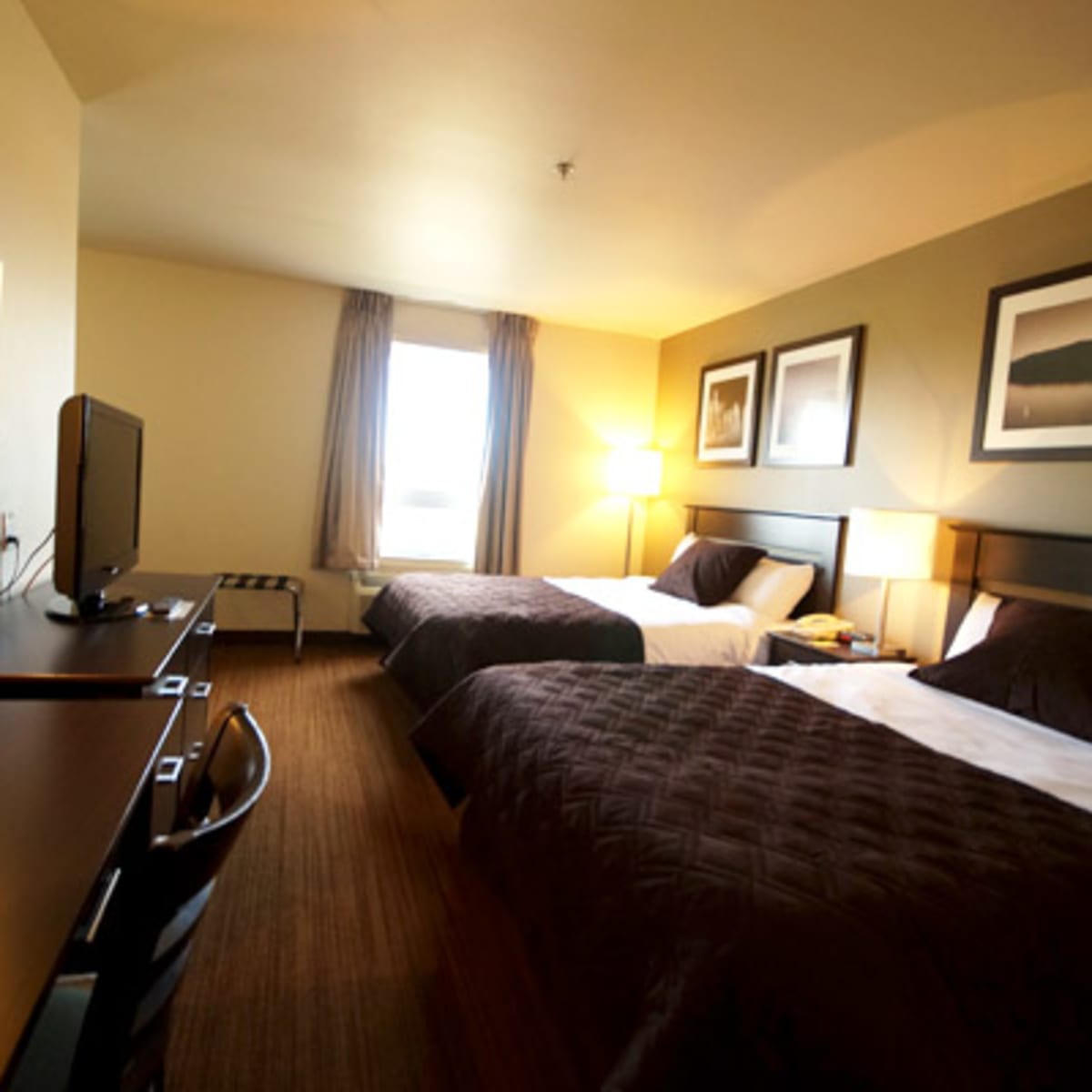 super_8_hotel_lachenaie_4
