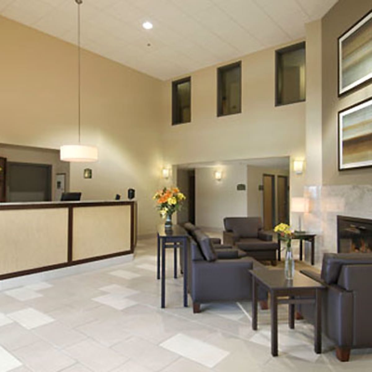 super_8_hotel_lachenaie_7