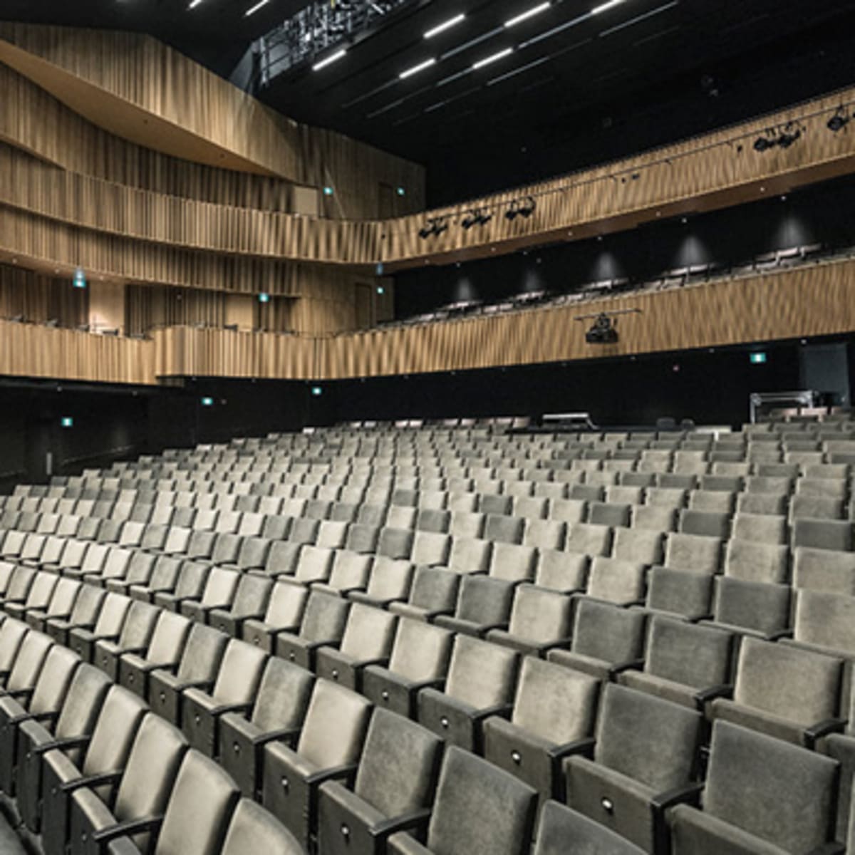 theatre_gilles_vigneault_1_h
