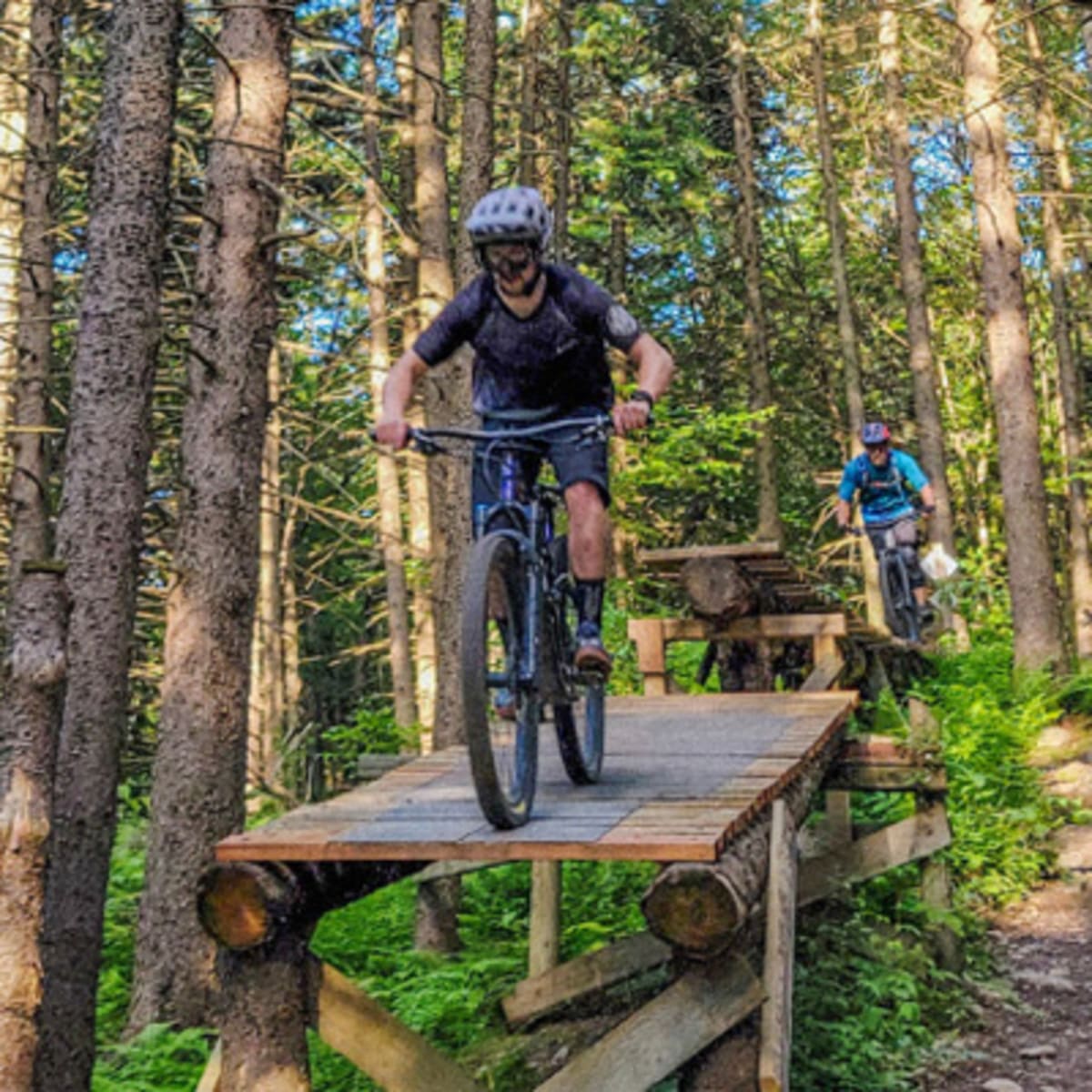 velo_de_montagne_au_mont_sutton_1
