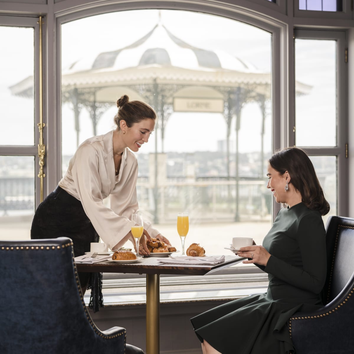 Breakfast service