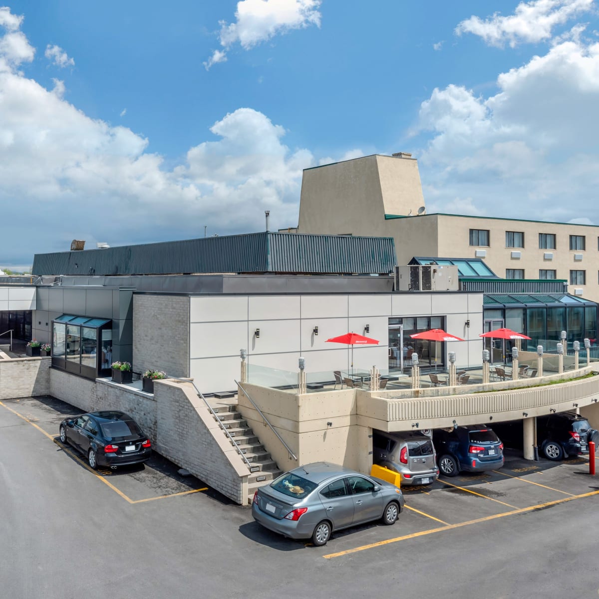 Quality Hotel Dorval Aéroport - Extérieur de l'hôtel