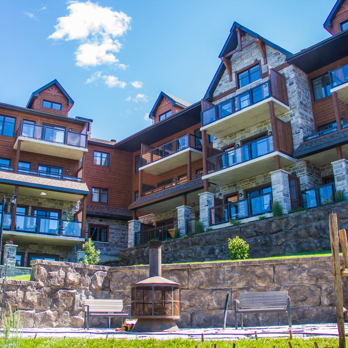 Outside of the Viking Resort