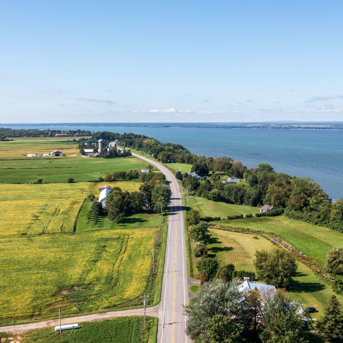 Vue aérienne d’une route du Centre-du-Québec