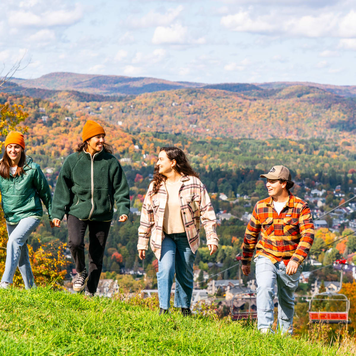 Sommet Saint-Sauveur en couleurs - randonnée en montagne.