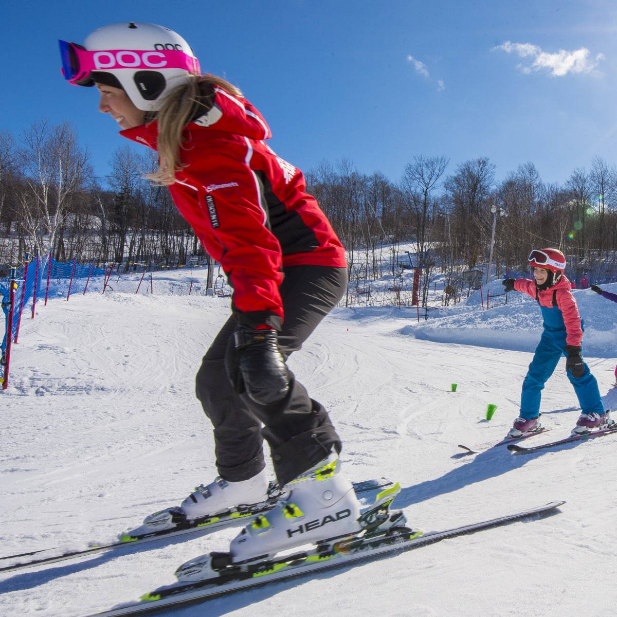 Leçon de ski au Sommet Saint-Sauveur.
