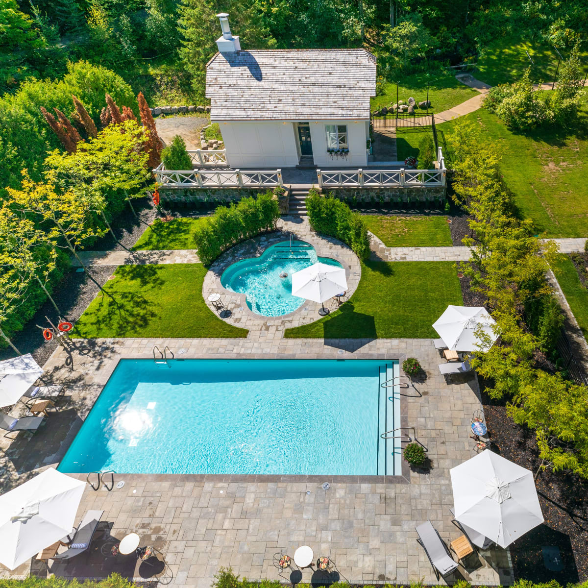 Piscine du StoveHaven le Manoir.