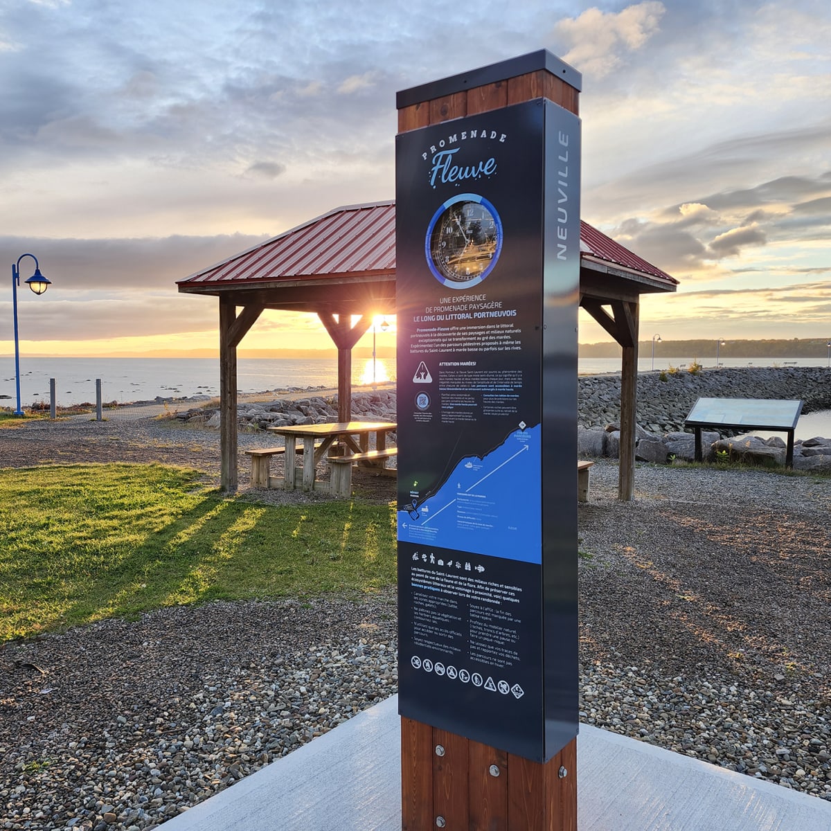 Panneau explicatif de la Promenade-Fleuve à Portneuf.