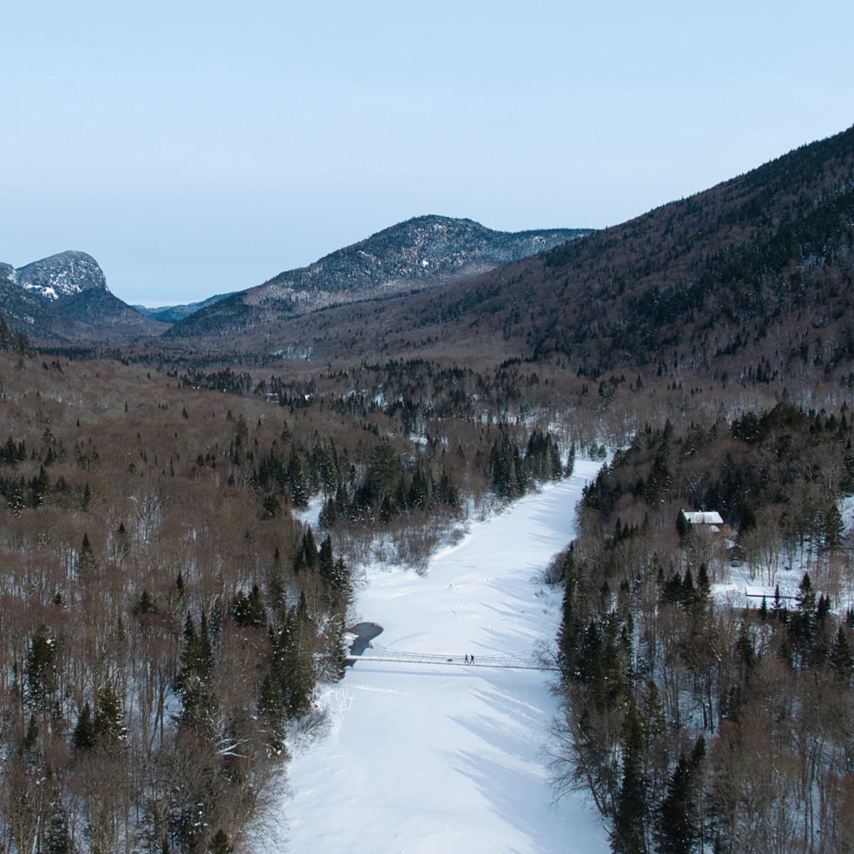 Vue aérienne de la nature en hiver. 