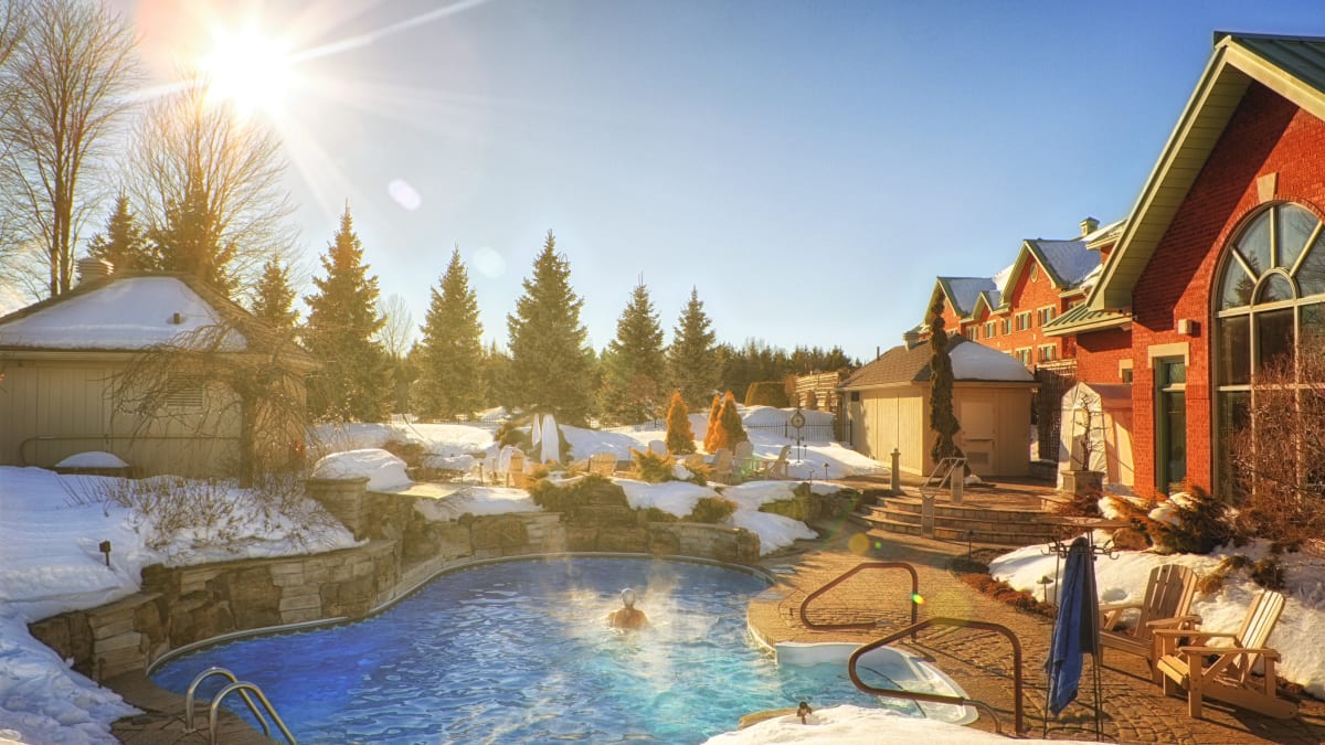 Auberge Godefroy’s heated outdoor pool