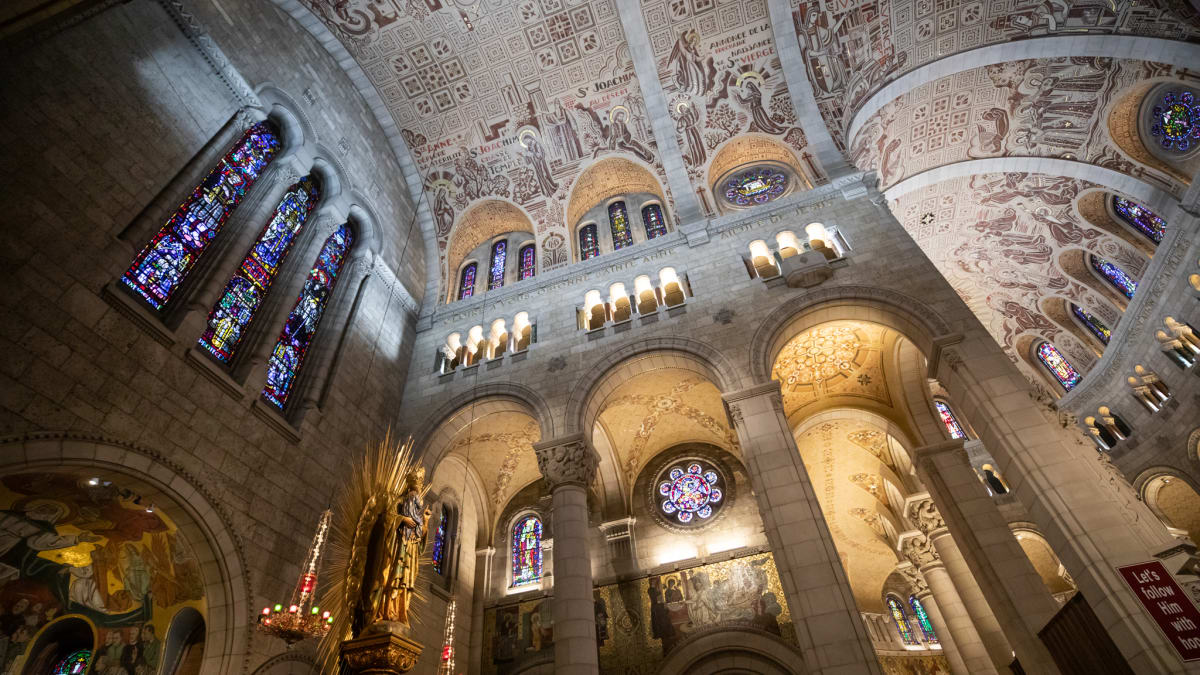 The architecture of the vaulted ceiling at the Sainte-Anne-de-Beaupré Shrine.