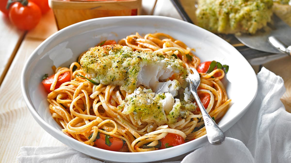 Plat de spaghetti et poisson blanc.