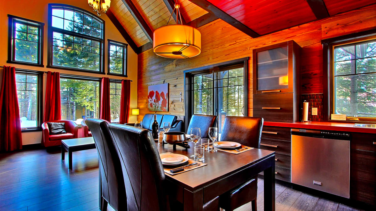 Chalet, La Cache