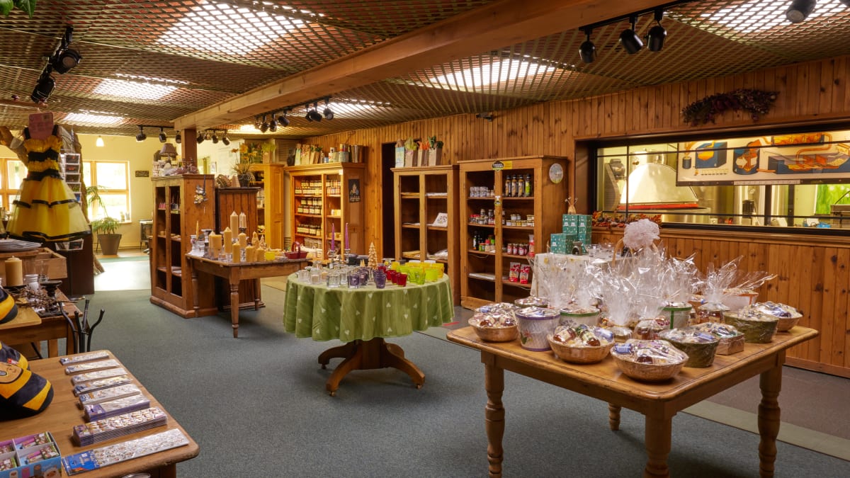 The Nectarium shop at the Miellerie Lune de Miel.