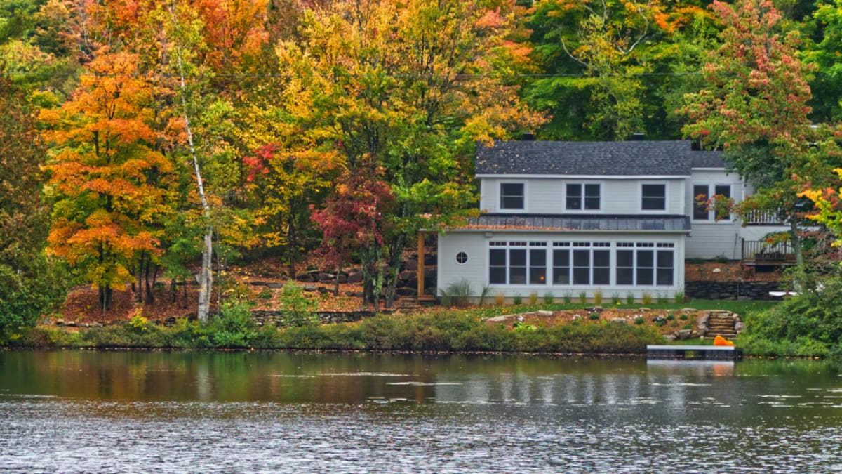 Lakeside house in the fall.