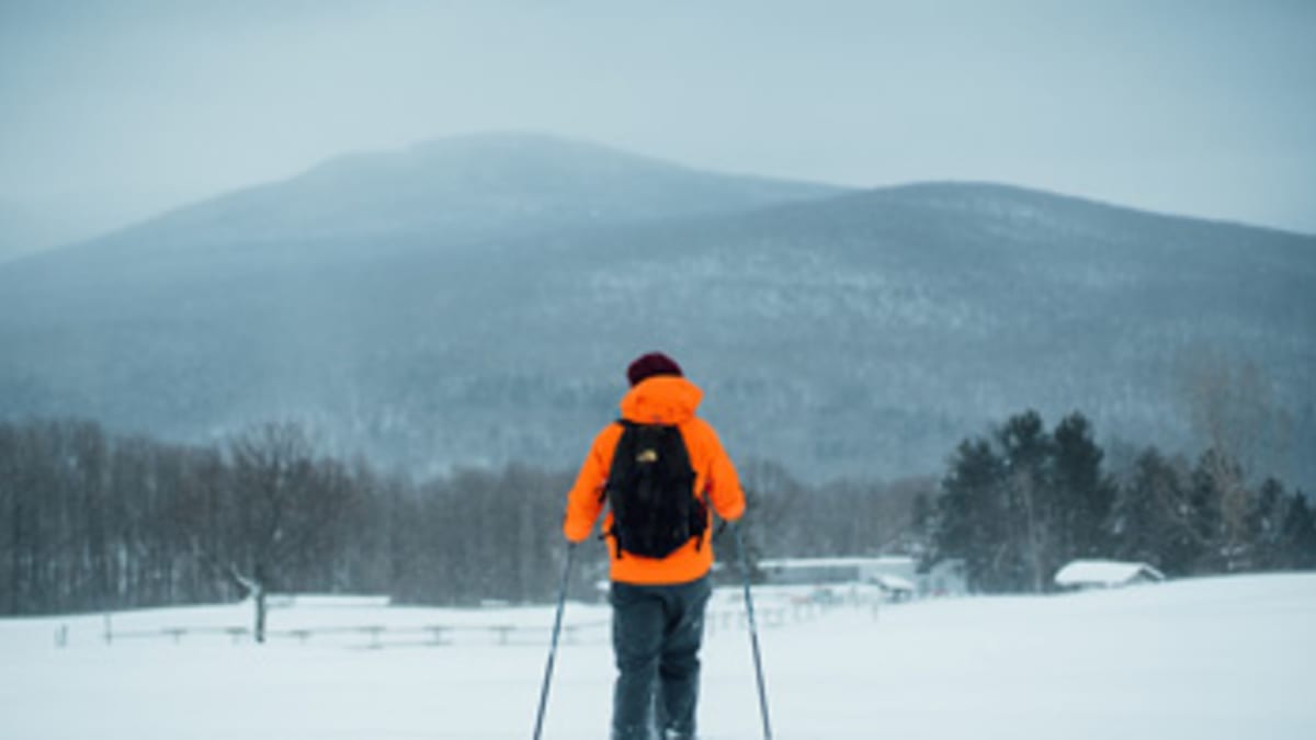 Randonneur en hiver au Mont Sutton