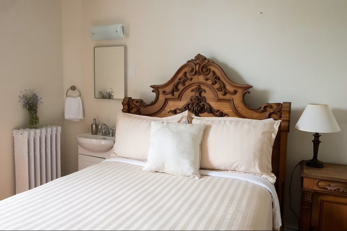 Auberge de la Visitation - Lit