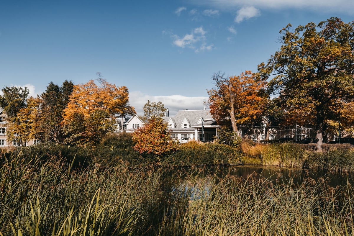 Hôtel Le Bonne Entente in the fall.Hôtel Le Bonne Entente is a beautiful place for a change of scenery.