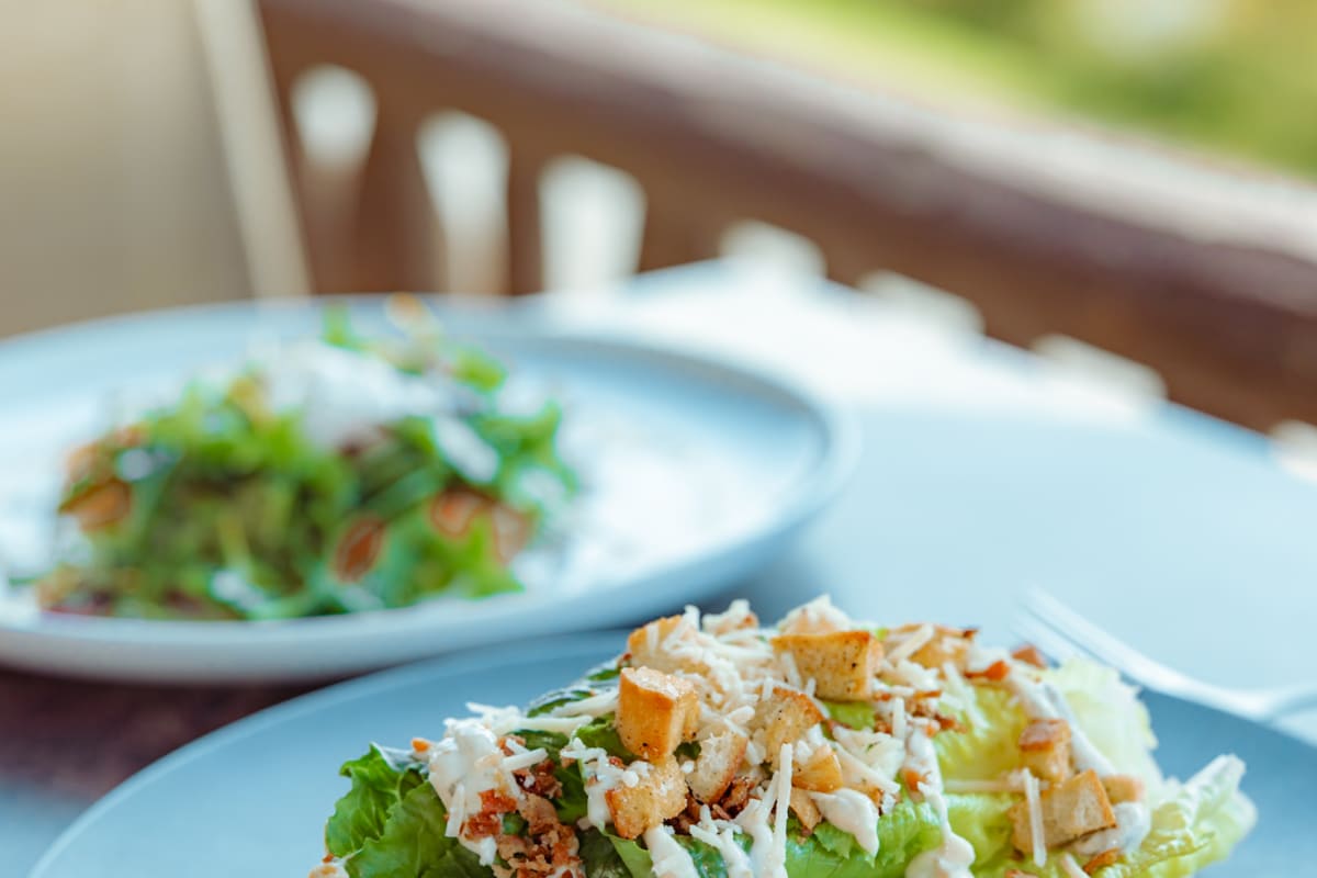 Grand Lodge Mont-Tremblant - Repas sur la terrasse