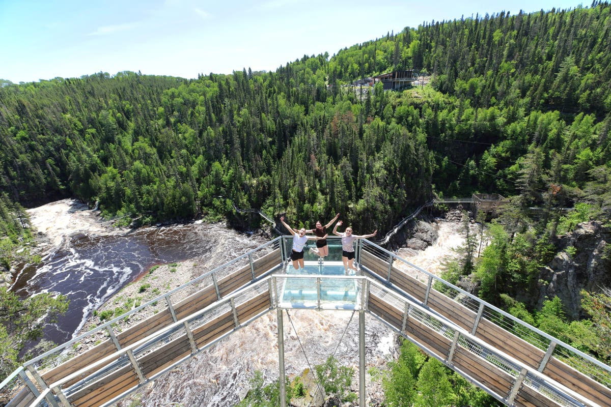 Paysage au parc le trou de la fée.