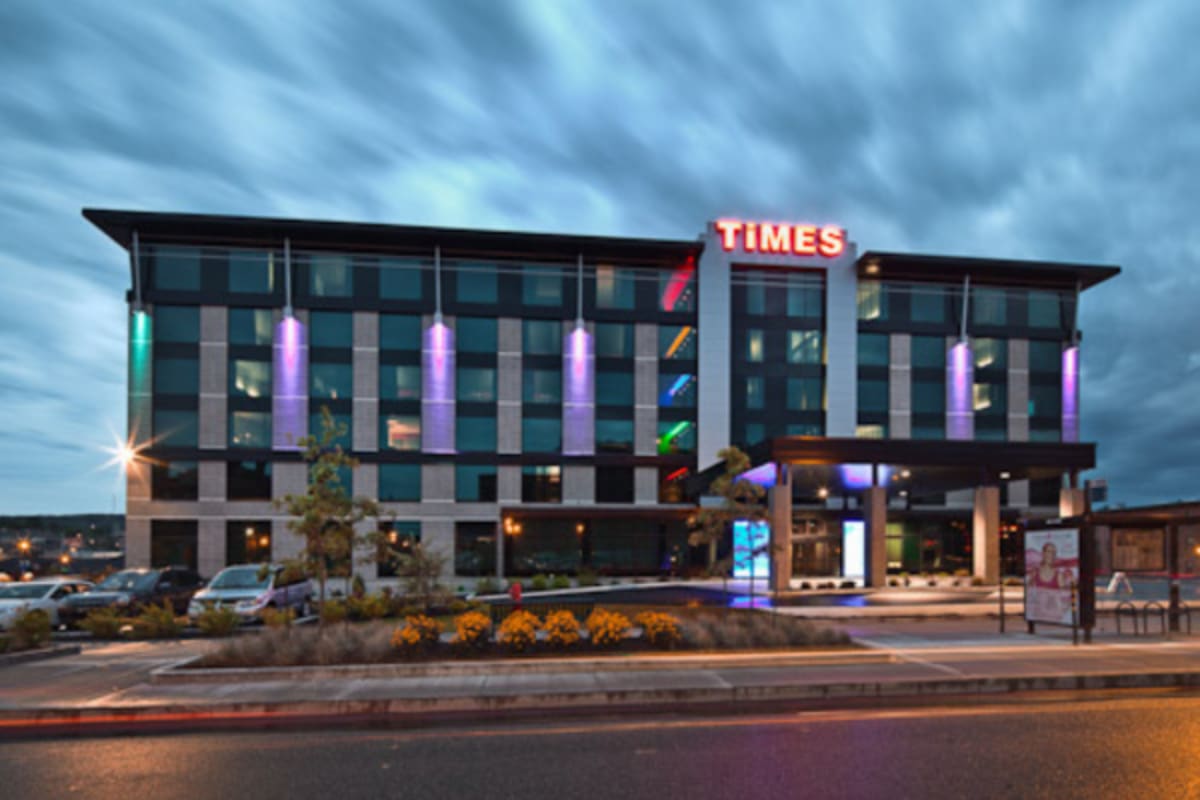 grand_times_hotel___sherbrooke_1