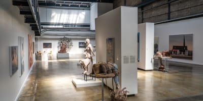Exposition de sculpture à l'Arsenal.