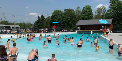 Piscine à vagues.