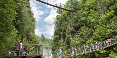 Ponts suspendus au Canyon Sainte-Anne.