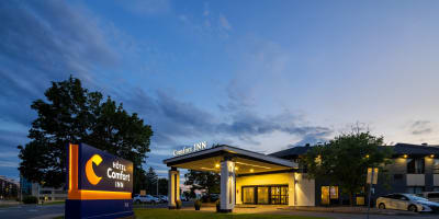 Comfort Inn Montreal Aeroport - Extérieur de l'hôtel