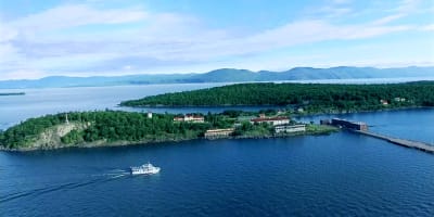 Croisières Lachance - Vue aérienne de Grosse-Île - Aerial view of Grosse-Île
