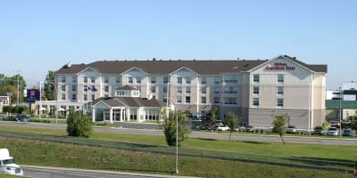 Hilton Garden Inn Montreal Airport - Extérieur de l'hôtel