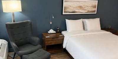 Chambre avec lit double.