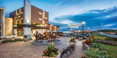 Hôtel Universel Rivière-du-Loup - Extérieur de l'hôtel