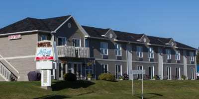 Vue extérieure du Motel Le Point de Vue.