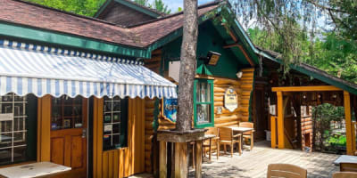 auberge_alpine_inn_1