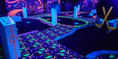 bar_laitier_mini_golf_fluo_samuse_1