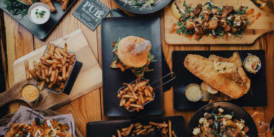 Bistro Pub McMurray