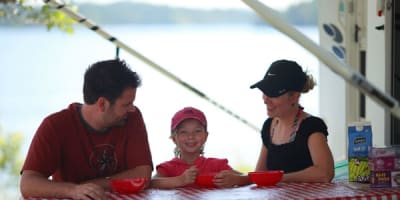 camping_dam_en_terre_1