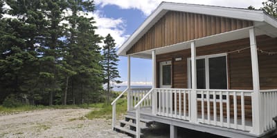 chalets_du_parc_national_danticosti_1