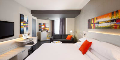 hotel_sepia_1