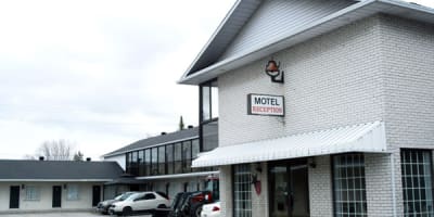 motel_la_bourgade_1