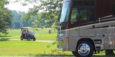 parc_de_motorises_godefroy_1