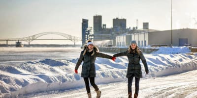 patinoire_du_parc_portuaire_de_trois_rivieres_1